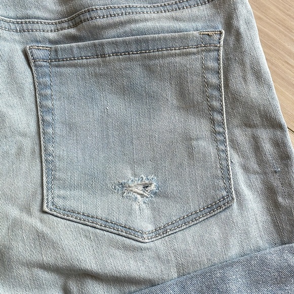 Pacsun super stretch shortie jean shorts. - Picture 7 of 10